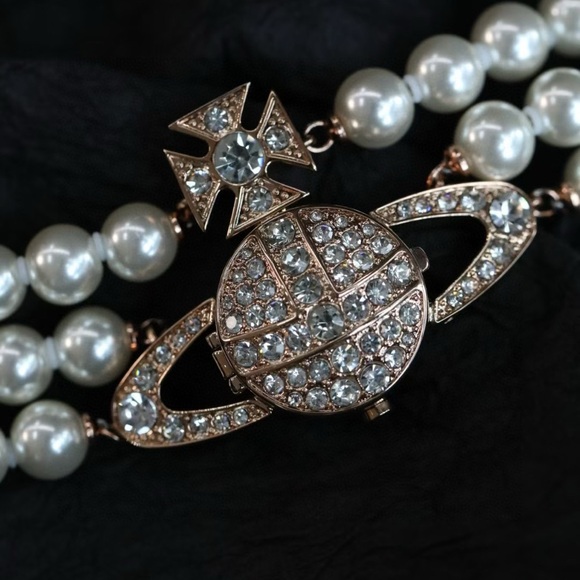 Vivienne Westwood Rose Gold and Pearl Women's Strand Watch - Picture 15 of 16